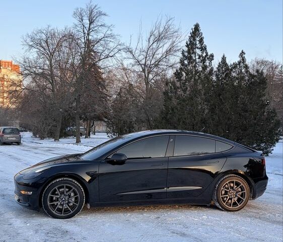 Черный Тесла Модель 3, объемом двигателя 0 л и пробегом 80 тыс. км за 18500 $, фото 10 на Automoto.ua