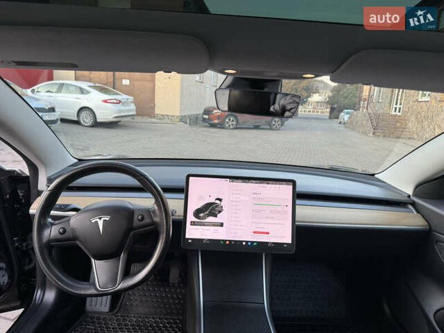 Черный Тесла Модель 3, объемом двигателя 0 л и пробегом 269 тыс. км за 12600 $, фото 61 на Automoto.ua