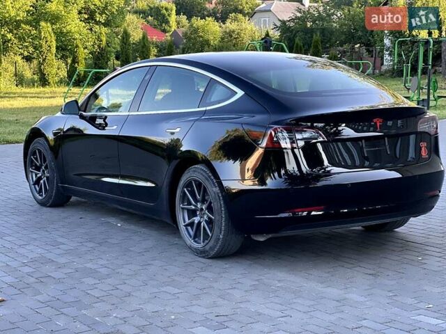 Черный Тесла Модель 3, объемом двигателя 0 л и пробегом 90 тыс. км за 17100 $, фото 5 на Automoto.ua