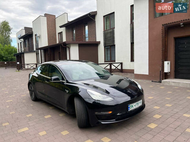 Черный Тесла Модель 3, объемом двигателя 0 л и пробегом 95 тыс. км за 20500 $, фото 7 на Automoto.ua