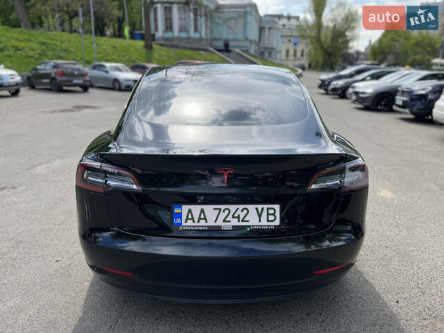 Чорний Тесла Модель 3, об'ємом двигуна 0 л та пробігом 130 тис. км за 17999 $, фото 14 на Automoto.ua