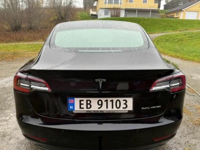 Чорний Тесла Модель 3, об'ємом двигуна 0 л та пробігом 137 тис. км за 13500 $, фото 1 на Automoto.ua