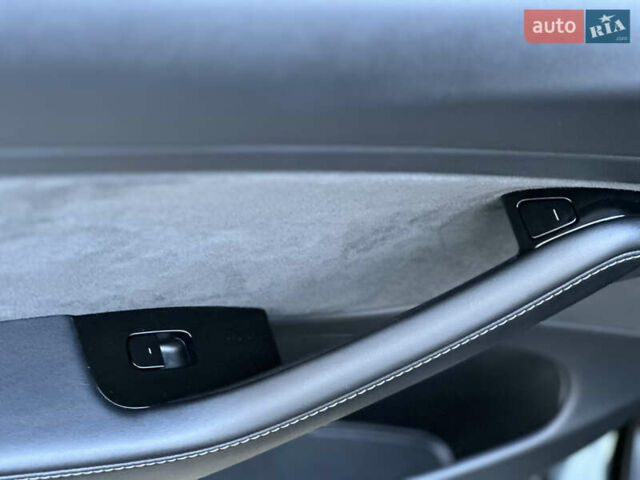 Черный Тесла Модель 3, объемом двигателя 0 л и пробегом 121 тыс. км за 19400 $, фото 49 на Automoto.ua