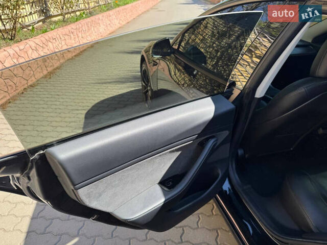 Черный Тесла Модель 3, объемом двигателя 0 л и пробегом 116 тыс. км за 18900 $, фото 26 на Automoto.ua