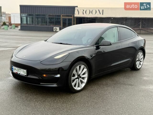 Чорний Тесла Модель 3, об'ємом двигуна 0 л та пробігом 107 тис. км за 18900 $, фото 2 на Automoto.ua