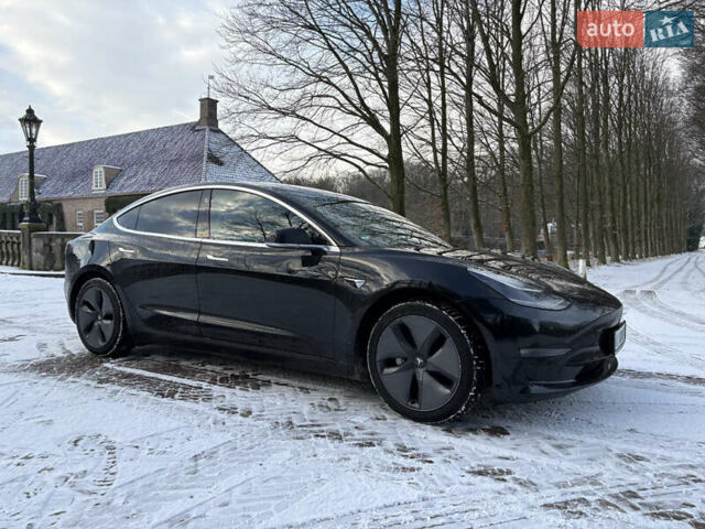 Черный Тесла Модель 3, объемом двигателя 0 л и пробегом 290 тыс. км за 16347 $, фото 1 на Automoto.ua