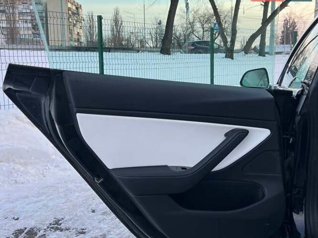 Черный Тесла Модель 3, объемом двигателя 0 л и пробегом 220 тыс. км за 14500 $, фото 16 на Automoto.ua