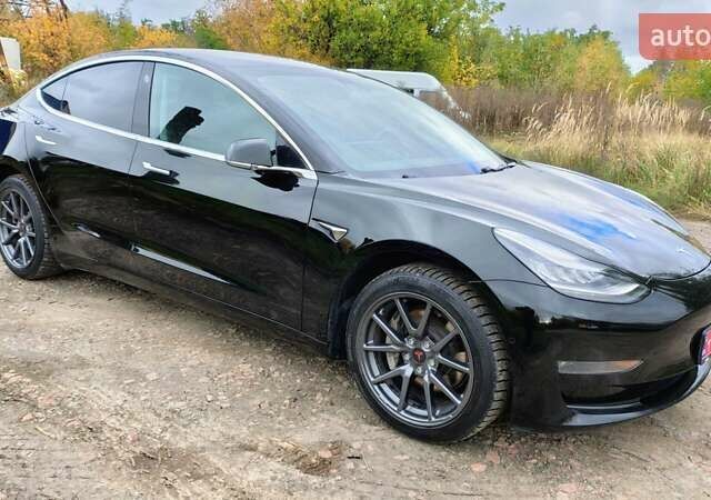 Черный Тесла Модель 3, объемом двигателя 0 л и пробегом 126 тыс. км за 15300 $, фото 3 на Automoto.ua