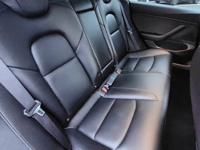 Черный Тесла Модель 3, объемом двигателя 0 л и пробегом 37 тыс. км за 8900 $, фото 11 на Automoto.ua