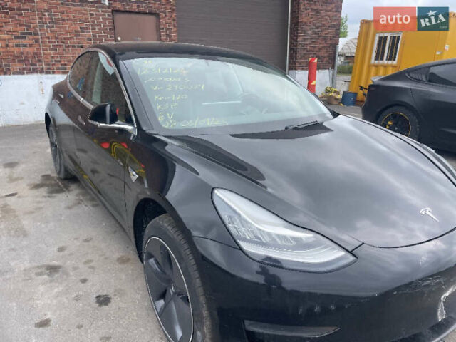 Черный Тесла Модель 3, объемом двигателя 0 л и пробегом 120 тыс. км за 11600 $, фото 15 на Automoto.ua