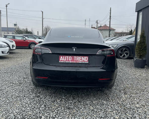 Чорний Тесла Модель 3, об'ємом двигуна 0 л та пробігом 117 тис. км за 25200 $, фото 3 на Automoto.ua