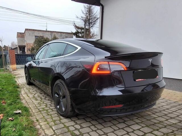 Черный Тесла Модель 3, объемом двигателя 0 л и пробегом 65 тыс. км за 334 $, фото 5 на Automoto.ua