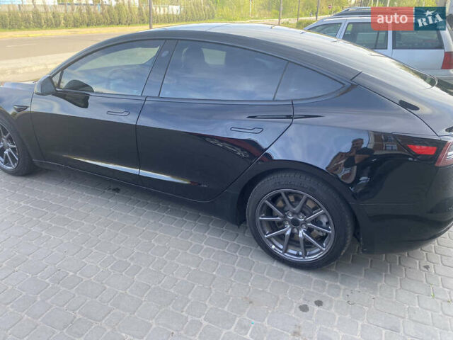 Тесла Модель 3 2019 у Львові на Automoto.ua Чорний Тесла Модель 3, об'ємом двигуна 0 л та пробігом 107 тис. км за 23900 $, фото 22 на Automoto.ua