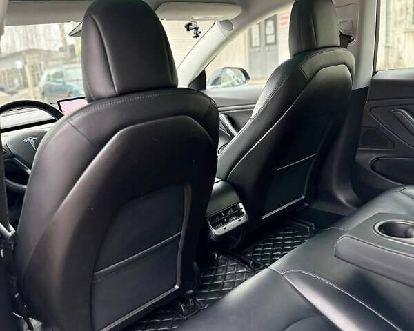 Черный Тесла Модель 3, объемом двигателя 0 л и пробегом 209 тыс. км за 18000 $, фото 118 на Automoto.ua