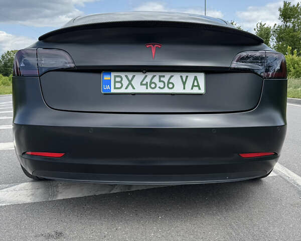 Черный Тесла Модель 3, объемом двигателя 0 л и пробегом 164 тыс. км за 18500 $, фото 5 на Automoto.ua