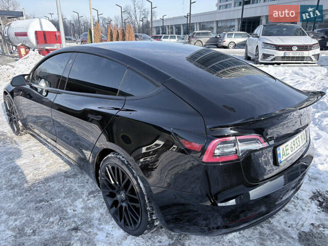 Чорний Тесла Модель 3, об'ємом двигуна 0 л та пробігом 92 тис. км за 19500 $, фото 4 на Automoto.ua