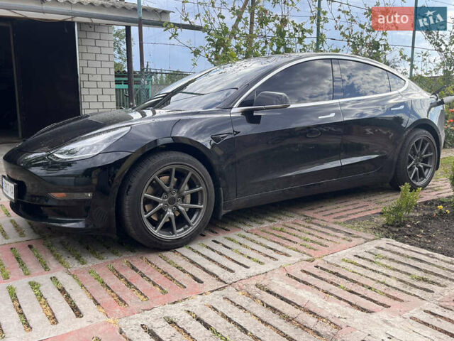 Чорний Тесла Модель 3, об'ємом двигуна 0 л та пробігом 157 тис. км за 18500 $, фото 45 на Automoto.ua