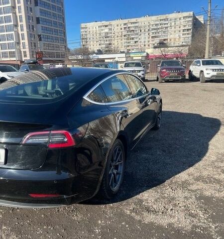Чорний Тесла Модель 3, об'ємом двигуна 0 л та пробігом 127 тис. км за 16600 $, фото 3 на Automoto.ua