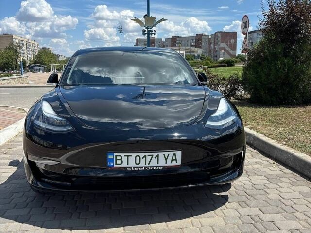 Чорний Тесла Модель 3, об'ємом двигуна 0 л та пробігом 115 тис. км за 15500 $, фото 23 на Automoto.ua