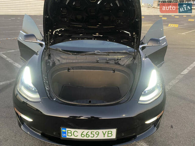 Черный Тесла Модель 3, объемом двигателя 0 л и пробегом 61 тыс. км за 14800 $, фото 22 на Automoto.ua