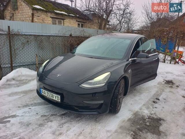 Черный Тесла Модель 3, объемом двигателя 0 л и пробегом 105 тыс. км за 15000 $, фото 3 на Automoto.ua
