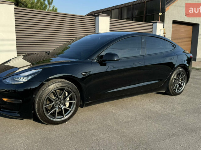 Черный Тесла Модель 3, объемом двигателя 0 л и пробегом 117 тыс. км за 22500 $, фото 3 на Automoto.ua