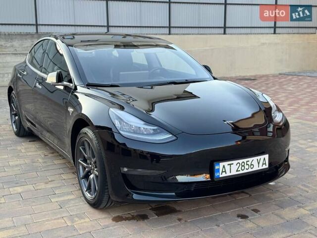 Черный Тесла Модель 3, объемом двигателя 0 л и пробегом 106 тыс. км за 15800 $, фото 32 на Automoto.ua