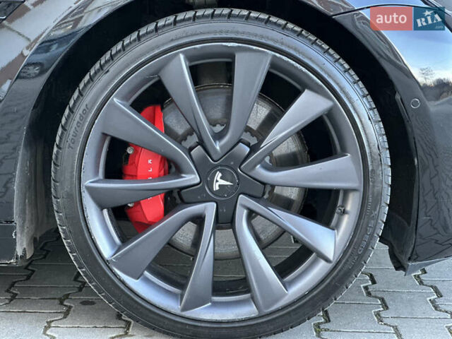 Черный Тесла Модель 3, объемом двигателя 0 л и пробегом 121 тыс. км за 19400 $, фото 21 на Automoto.ua