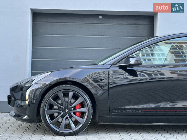 Черный Тесла Модель 3, объемом двигателя 0 л и пробегом 121 тыс. км за 19400 $, фото 31 на Automoto.ua