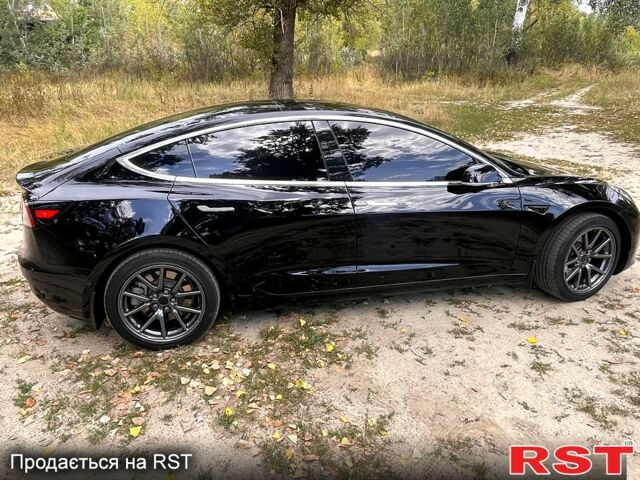 Чорний Тесла Модель 3, об'ємом двигуна 0 л та пробігом 16000 тис. км за 16700 $, фото 8 на Automoto.ua
