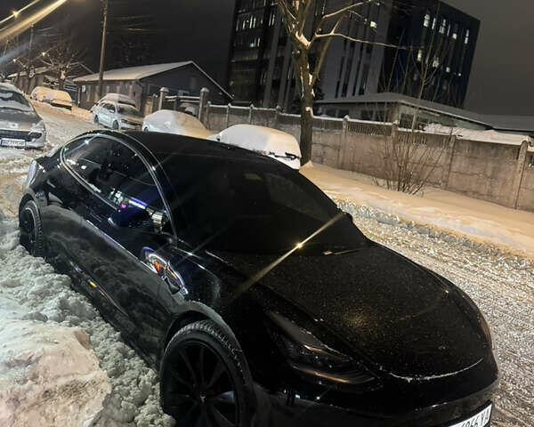 Чорний Тесла Модель 3, об'ємом двигуна 0 л та пробігом 111 тис. км за 18000 $, фото 27 на Automoto.ua