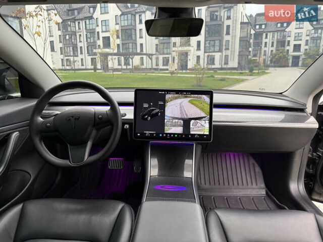 Черный Тесла Модель 3, объемом двигателя 0 л и пробегом 125 тыс. км за 18650 $, фото 14 на Automoto.ua