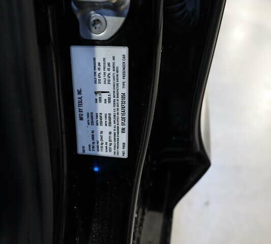 Чорний Тесла Модель 3, об'ємом двигуна 0 л та пробігом 163 тис. км за 15600 $, фото 22 на Automoto.ua