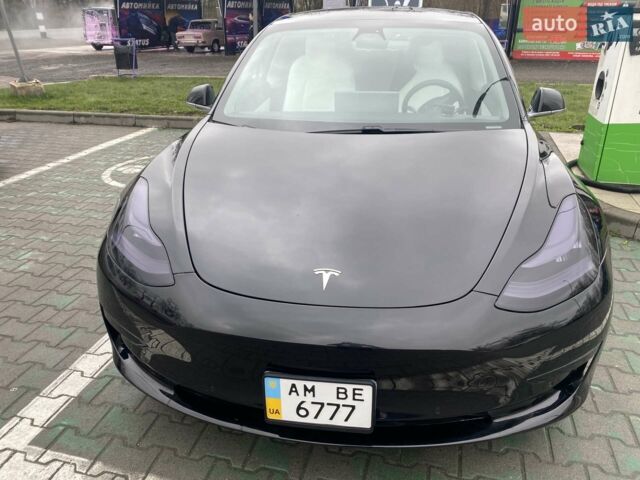 Черный Тесла Модель 3, объемом двигателя 0 л и пробегом 73 тыс. км за 18000 $, фото 2 на Automoto.ua