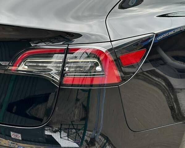 Черный Тесла Модель 3, объемом двигателя 0 л и пробегом 209 тыс. км за 18000 $, фото 46 на Automoto.ua