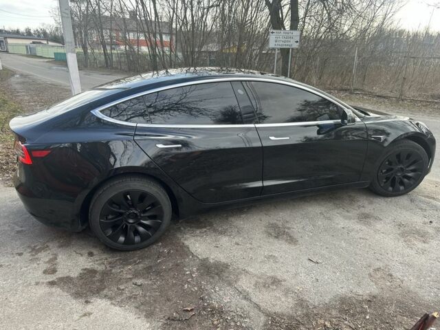 Черный Тесла Модель 3, объемом двигателя 0 л и пробегом 176 тыс. км за 14000 $, фото 2 на Automoto.ua