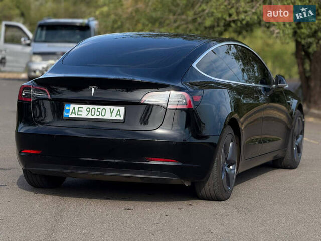 Чорний Тесла Модель 3, об'ємом двигуна 0 л та пробігом 147 тис. км за 15000 $, фото 12 на Automoto.ua