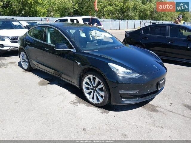 Чорний Тесла Модель 3, об'ємом двигуна 0 л та пробігом 67 тис. км за 4800 $, фото 1 на Automoto.ua