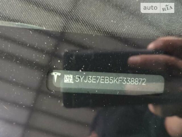 Черный Тесла Модель 3, объемом двигателя 0 л и пробегом 300 тыс. км за 15800 $, фото 6 на Automoto.ua