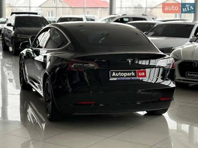 Чорний Тесла Модель 3, об'ємом двигуна 0 л та пробігом 120 тис. км за 16940 $, фото 4 на Automoto.ua