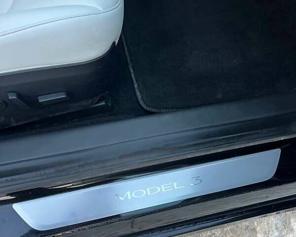 Черный Тесла Модель 3, объемом двигателя 0 л и пробегом 220 тыс. км за 14500 $, фото 8 на Automoto.ua