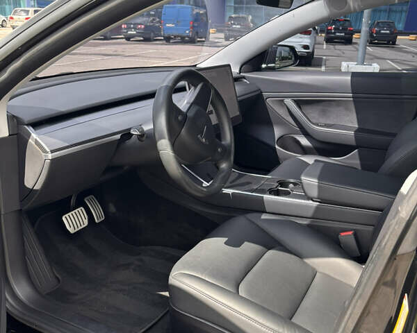 Черный Тесла Модель 3, объемом двигателя 0 л и пробегом 142 тыс. км за 21000 $, фото 4 на Automoto.ua