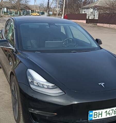 Черный Тесла Модель 3, объемом двигателя 0 л и пробегом 100 тыс. км за 15999 $, фото 11 на Automoto.ua