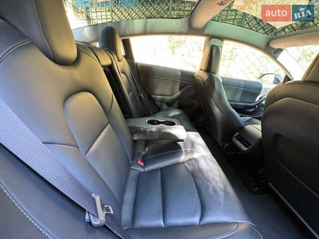 Черный Тесла Модель 3, объемом двигателя 0 л и пробегом 116 тыс. км за 18900 $, фото 25 на Automoto.ua