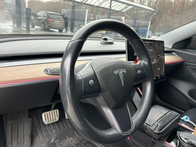 Чорний Тесла Модель 3, об'ємом двигуна 0 л та пробігом 180 тис. км за 17500 $, фото 6 на Automoto.ua