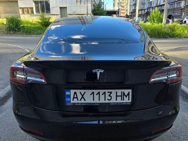 Черный Тесла Модель 3, объемом двигателя 0 л и пробегом 71 тыс. км за 15500 $, фото 1 на Automoto.ua