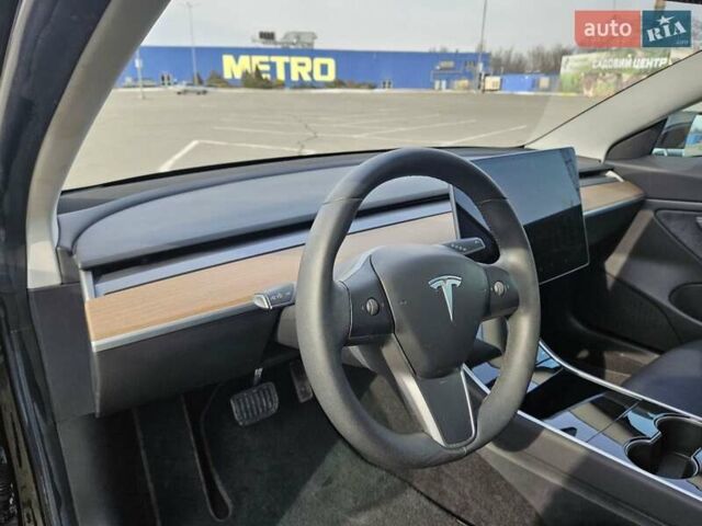 Черный Тесла Модель 3, объемом двигателя 0 л и пробегом 38 тыс. км за 18700 $, фото 8 на Automoto.ua