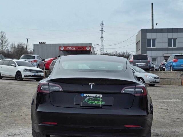 Черный Тесла Модель 3, объемом двигателя 0 л и пробегом 171 тыс. км за 17450 $, фото 2 на Automoto.ua