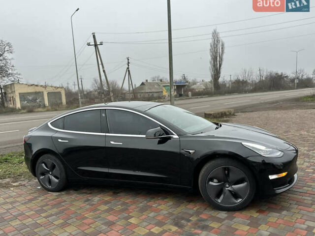Черный Тесла Модель 3, объемом двигателя 0 л и пробегом 137 тыс. км за 13200 $, фото 4 на Automoto.ua