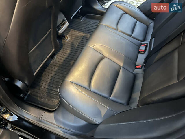 Черный Тесла Модель 3, объемом двигателя 0 л и пробегом 77 тыс. км за 20000 $, фото 70 на Automoto.ua